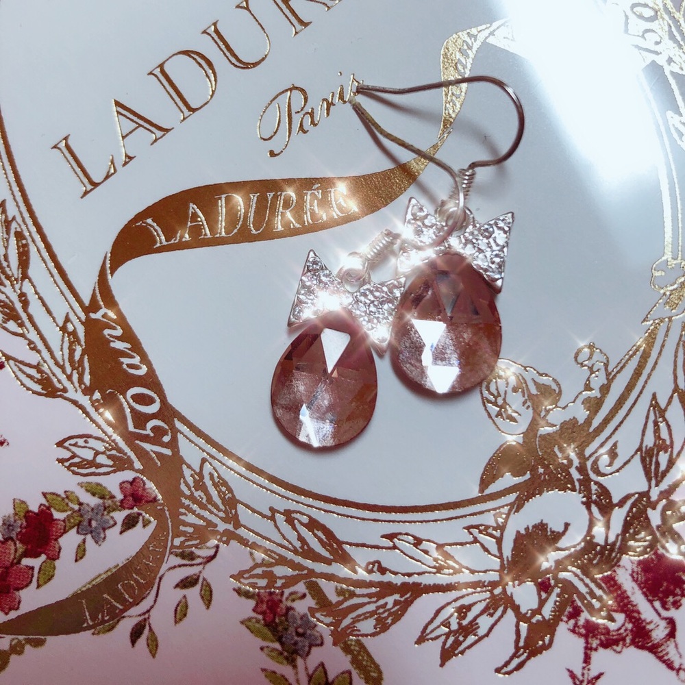 Champagne pink Sparkly earrings